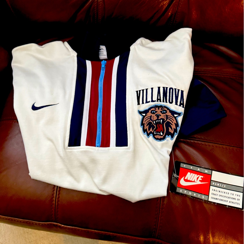 Nike Villanova Men’s Shirt - White and Blue